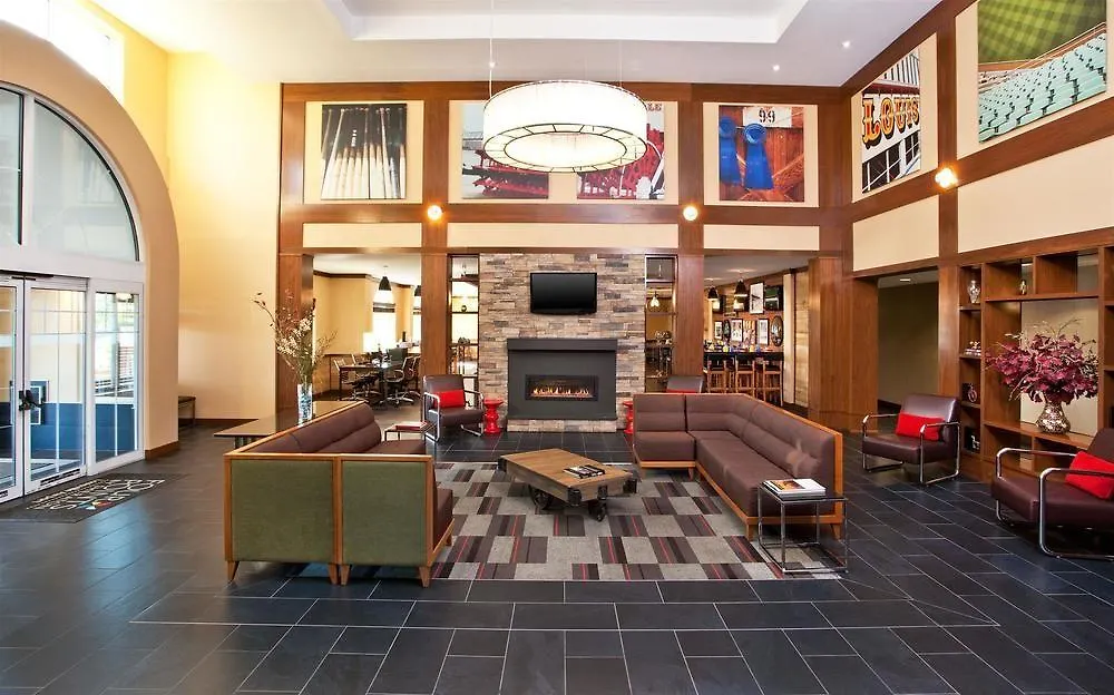 Four Points By Sheraton Louisville Airport