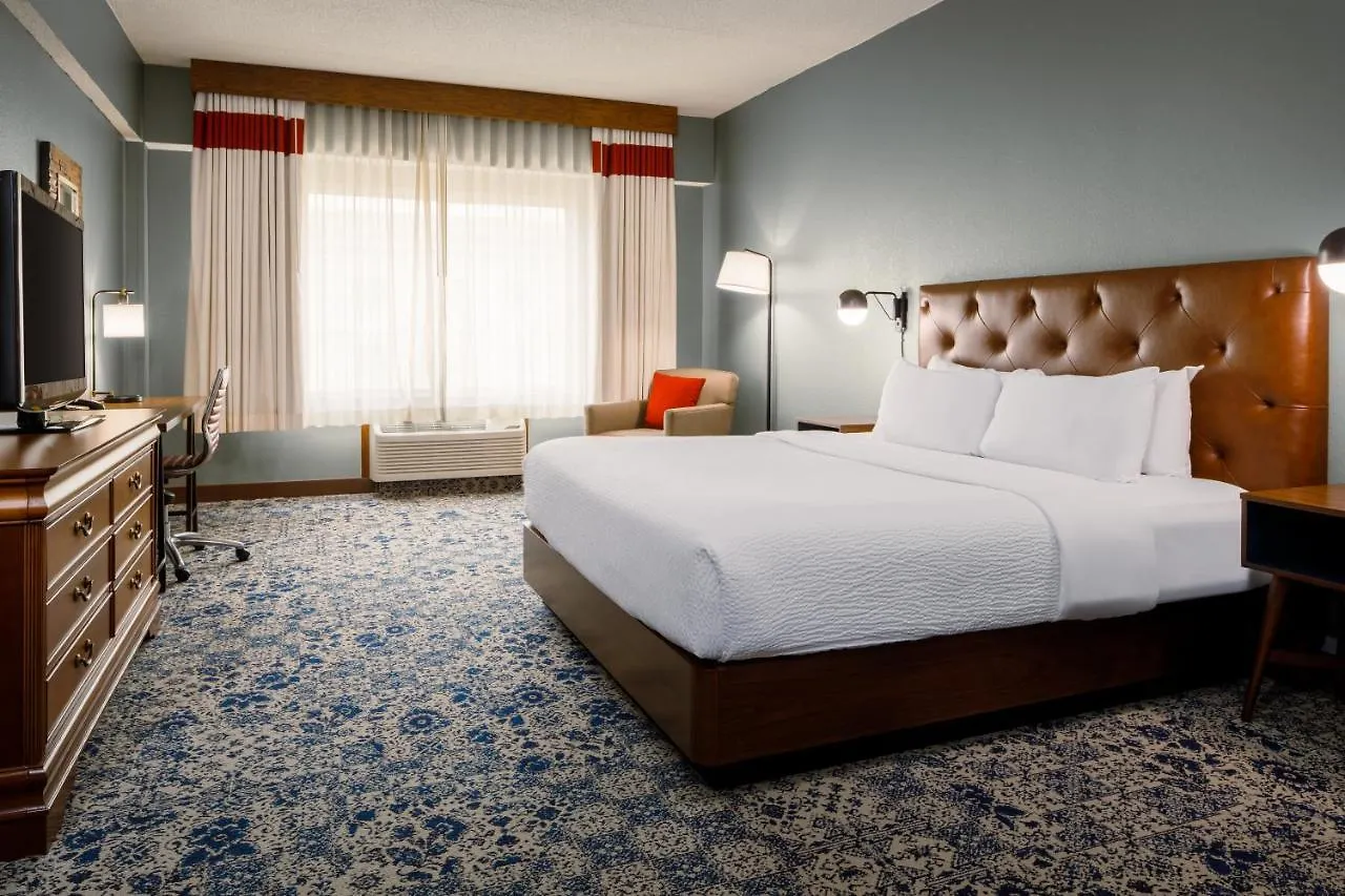 Hotell Four Points By Sheraton Louisville Airport