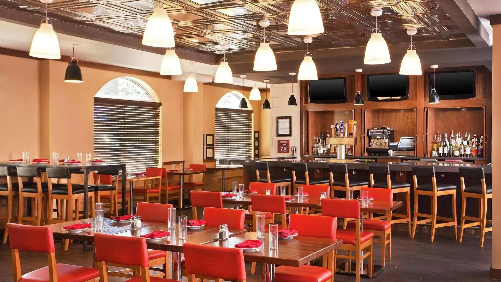 Four Points By Sheraton Louisville Airport