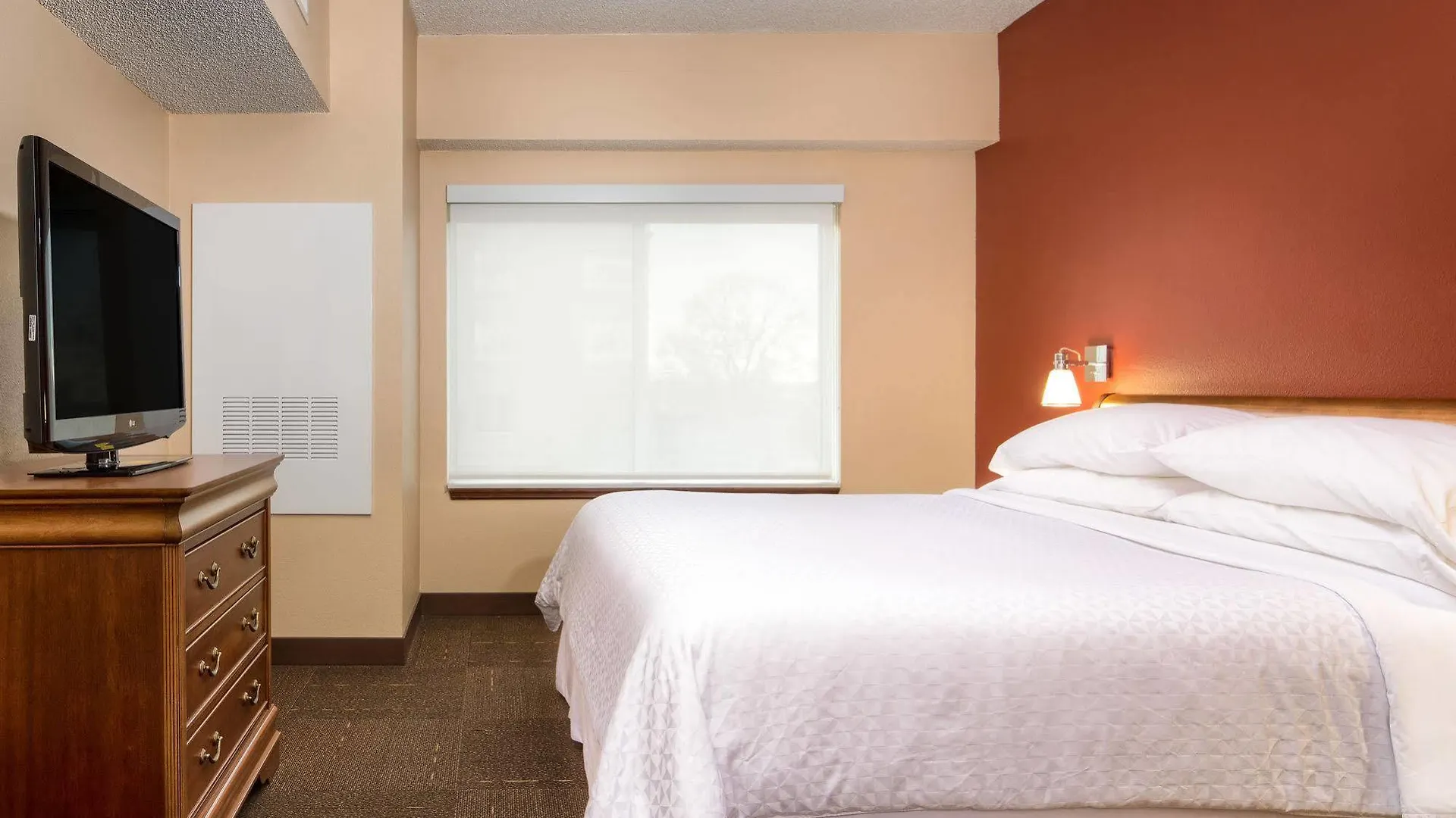 Four Points By Sheraton Louisville Airport 3*,
