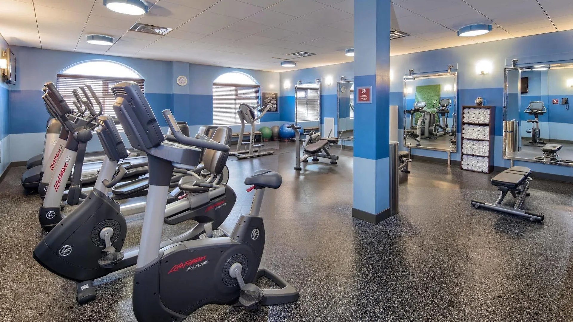 Four Points By Sheraton Louisville Airport USA